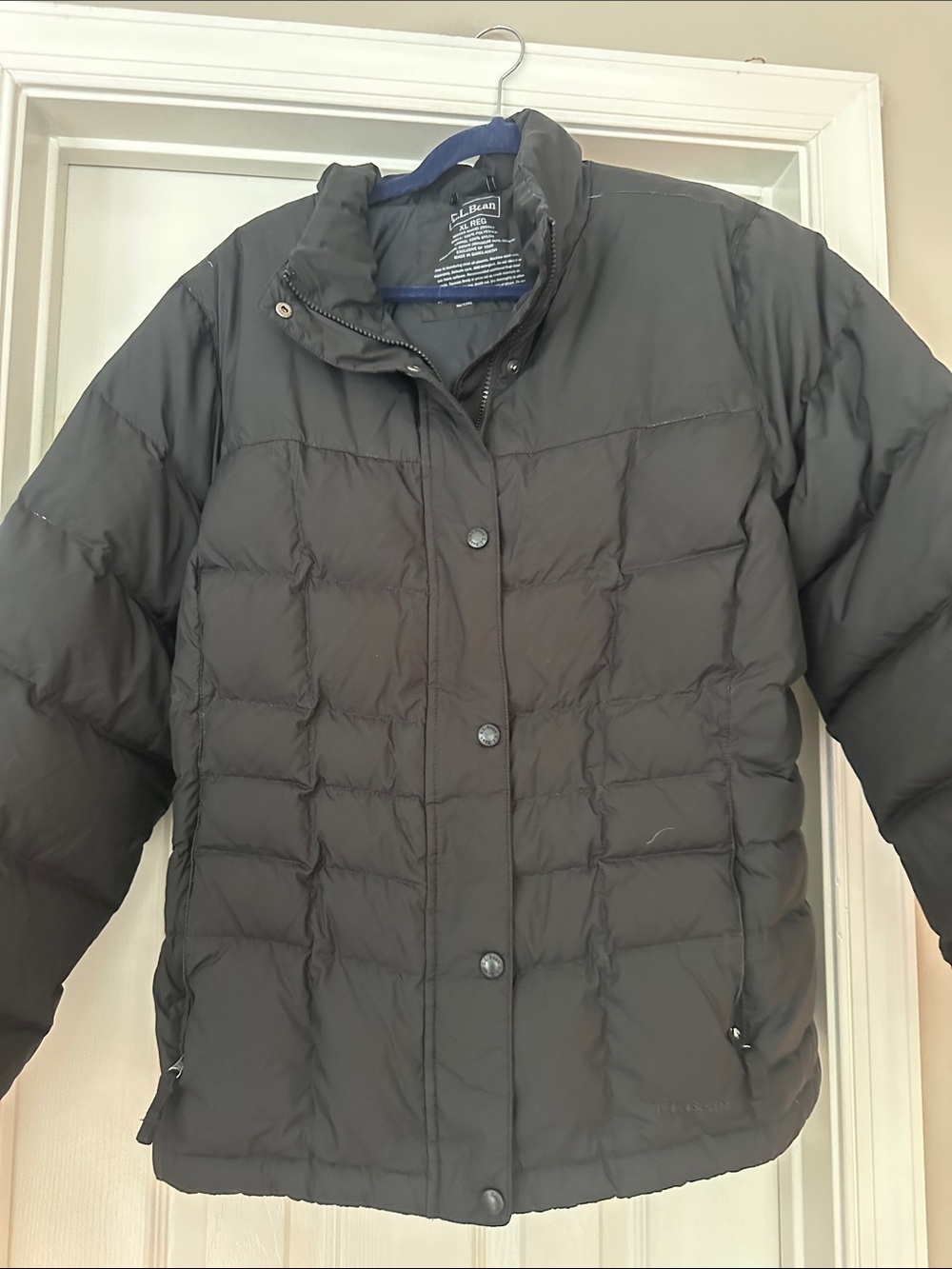 LL Bean down puffer jacket - Picture 2 of 7